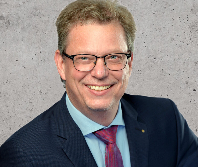 Prof. Dr. Elmar Bräkling
